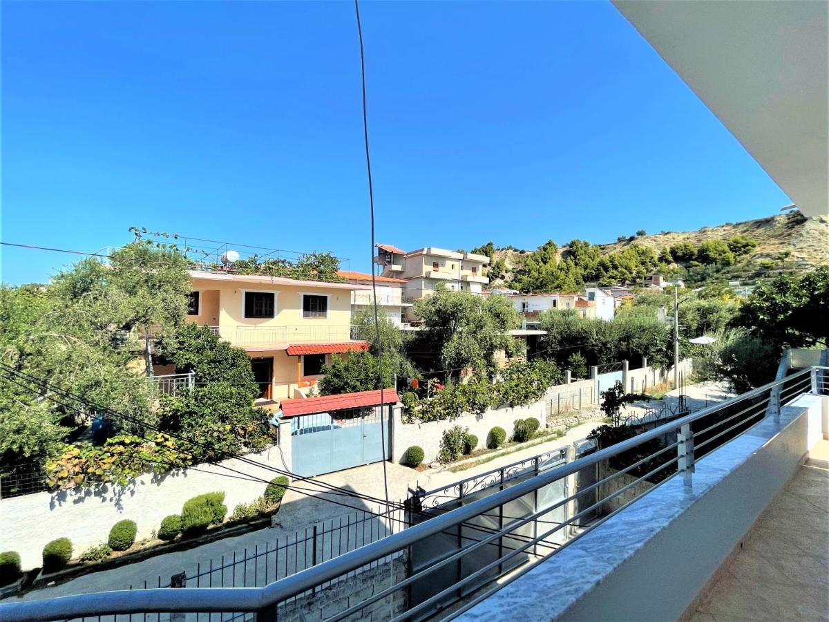 Villa Iremia Family Holidays Vlorë Extérieur photo